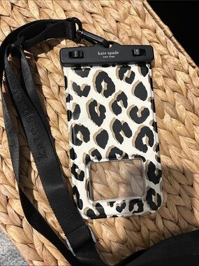 kate spade Leopard Print Waterproof Phone Pouch - White, Black, Tan